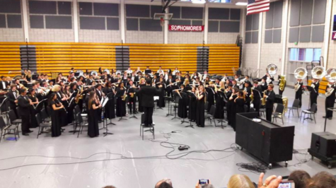 Time to Say Goodbye: DHS Band and Orchestra Performs at Heartwarming Last Concert