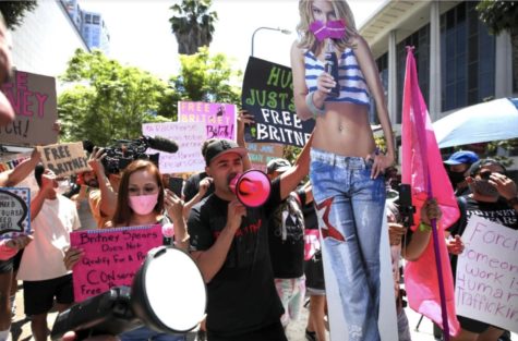 Protestors demonstrate in favor of Britneys conservatorship termination (CREDIT: Irfan Khan/Los Angeles Times/Getty Images)